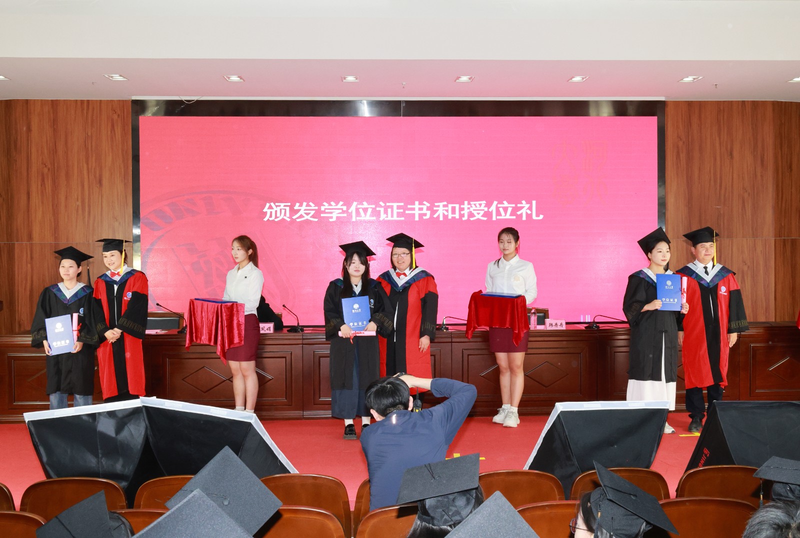 fed75d217f7c824b066aed56b73ac39.jpg